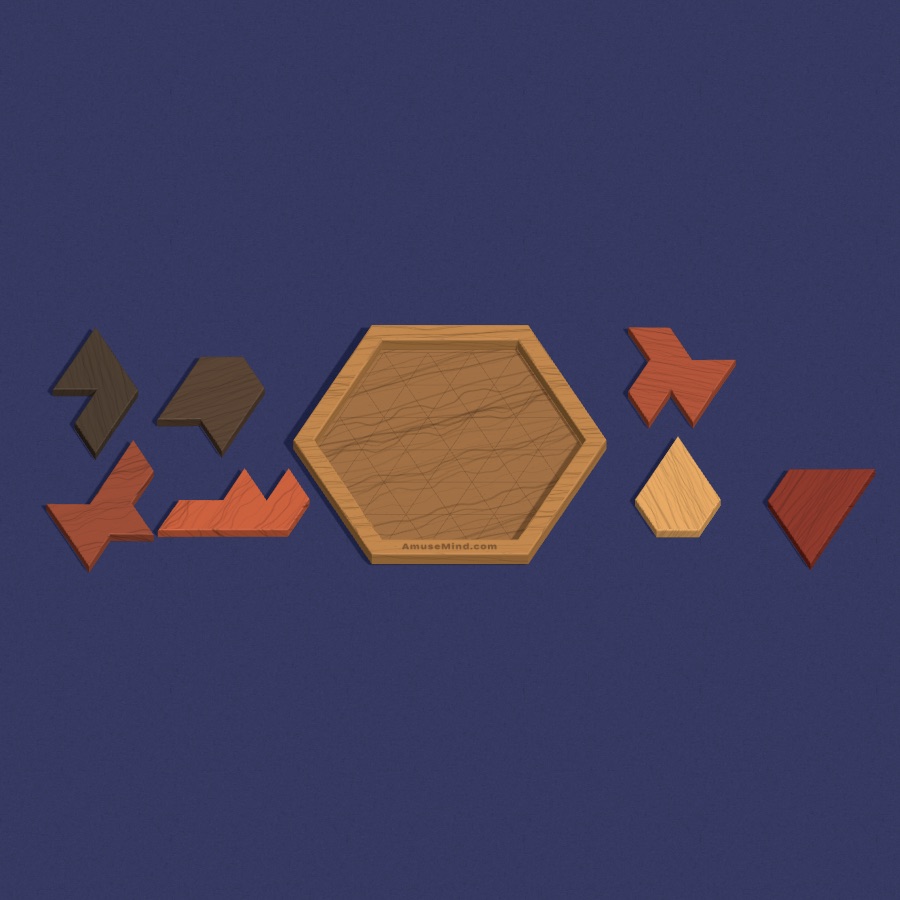 Hexwood: wooden pieces around a hexagon tray on green felt